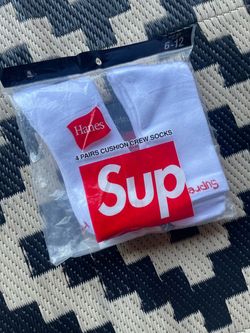 Supreme x Hanes Cushion Crew Socks 4-Pack