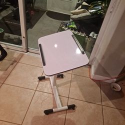 Pneumatic Podium Standing Desk