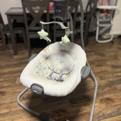 Baby Graco Swing 