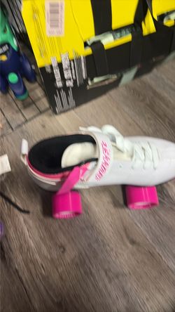 Pink and white skaters