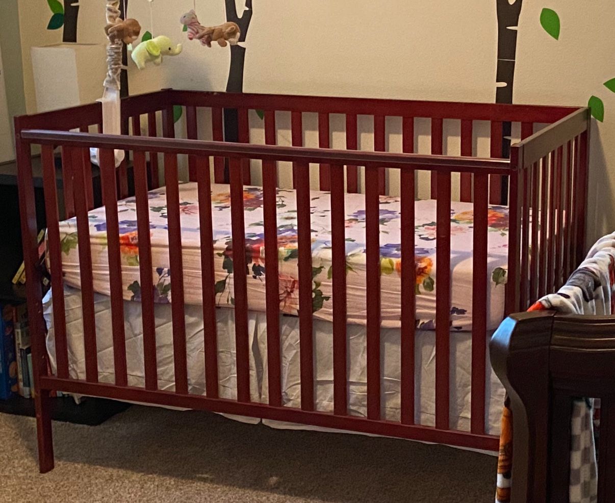 Crib & Mattress