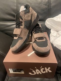 DS Jumpman Jack Dark Mocha Travis Scott Size 11.5 M