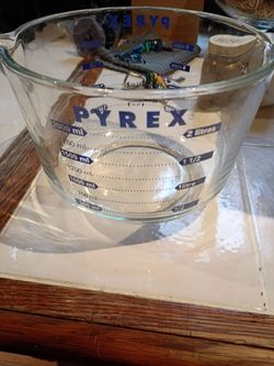 Pyrex measuring cup
