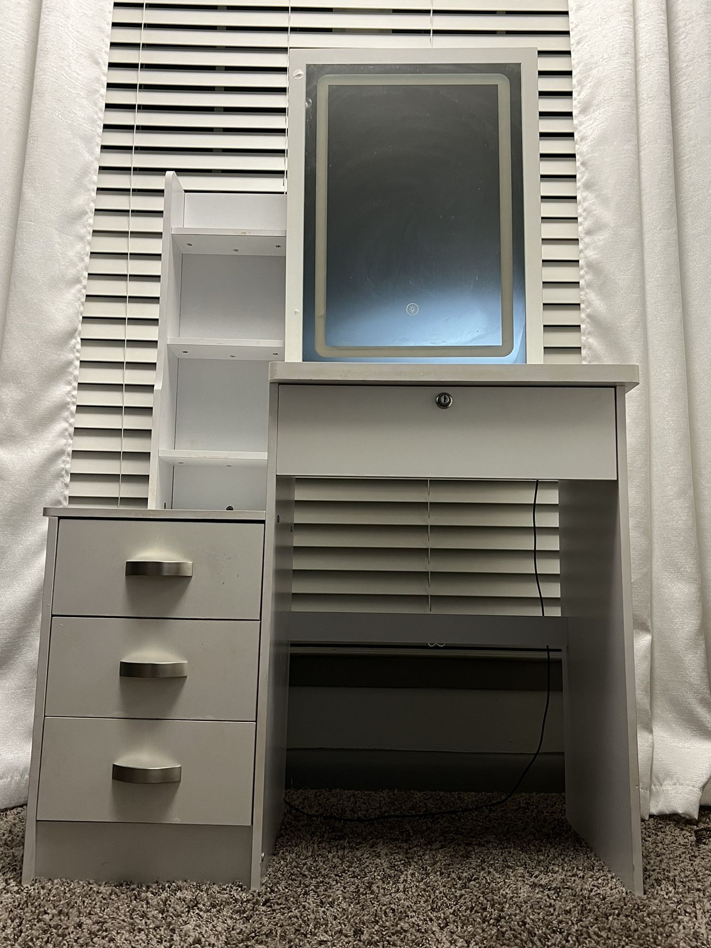 White Vanity Desk with Mirror and Lights