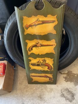 Wall art of old Gun