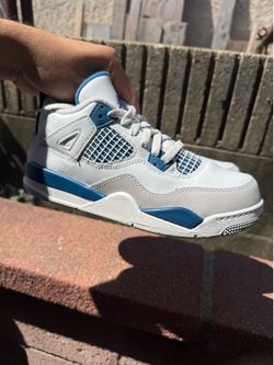 Jordan 4 Military Blue Size 2Y