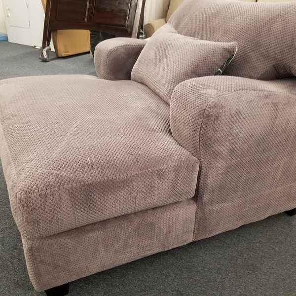 Sofa Sectional Chair Chaise Romeo S Shaw And Brawley For Sale In