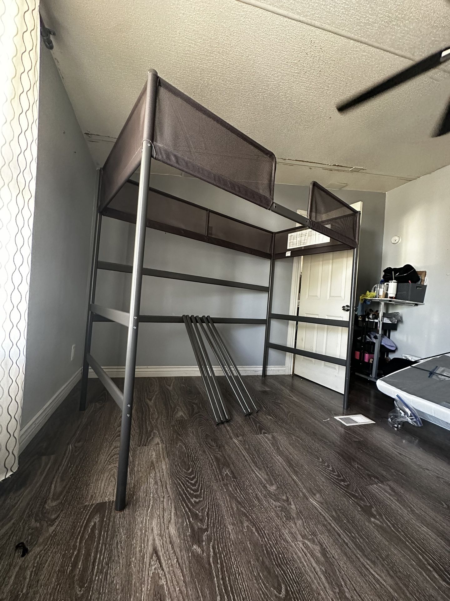 IKEA Twin bunk bed