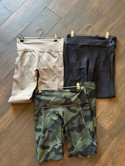 Women’s leggings size medium