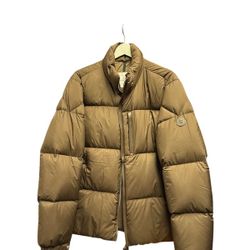 Moncler Jacket        Size 5(XL)