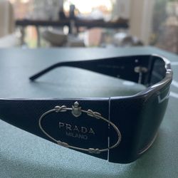 Prada Sunglasses 2007 Vintage Black Saffiano Crest Sunglasses