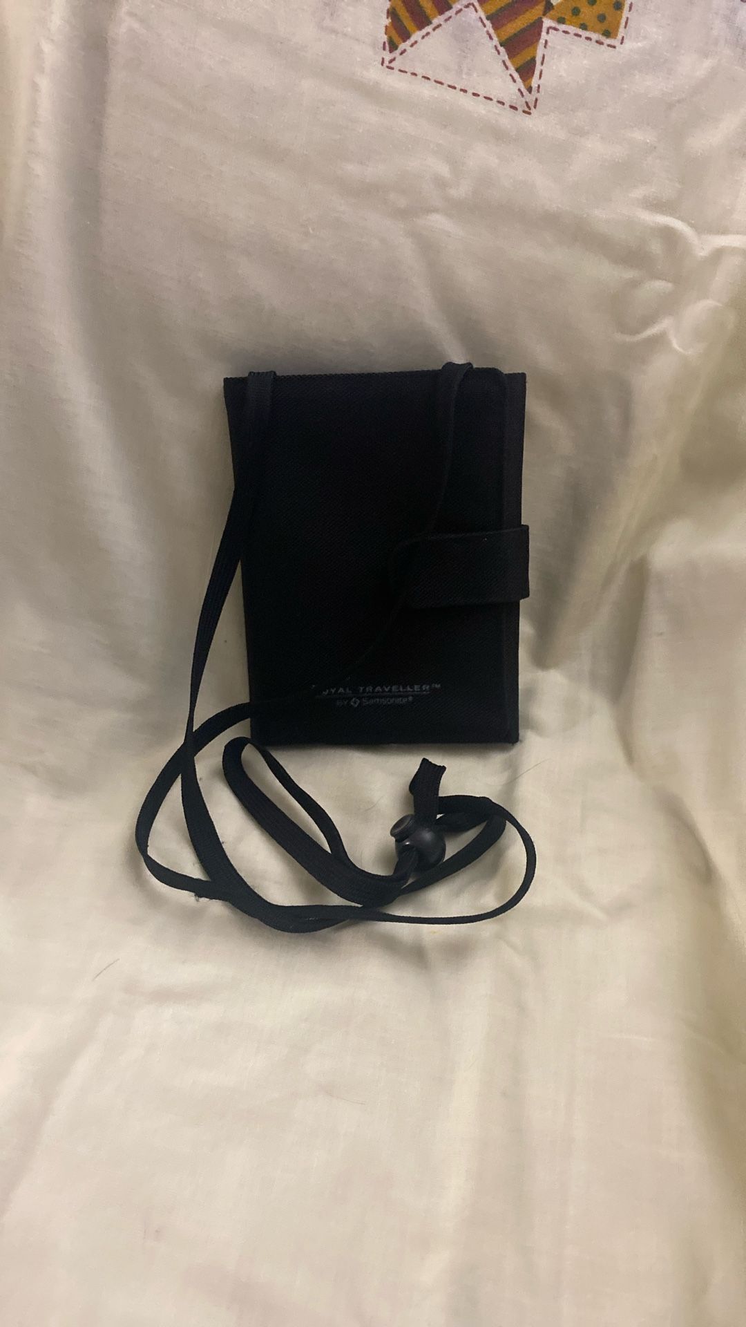 Royal traveler By Samsonite Wallet Lanyard