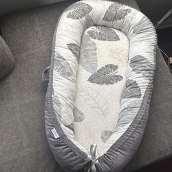Baby Lounger