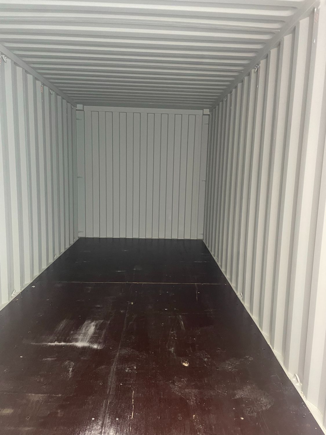 WIND & WATERTIGHT 20’ & 40’ SHIPPING CONTAINERS!