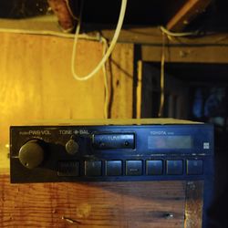 89 Toyota Corolla Car Radio