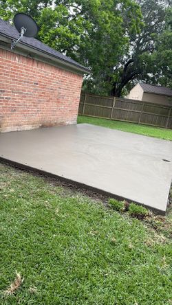 Concreto patio sidewalk driveway