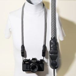 Camera Neck Strap for DSLR Mirrorless, Black & White Diamond Rope 42", Peak Design