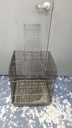 Bird cage 22x17x17 great condition everything works