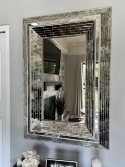 Mirror Decoration