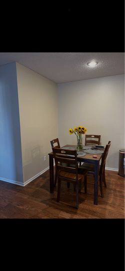 Dining Table Set