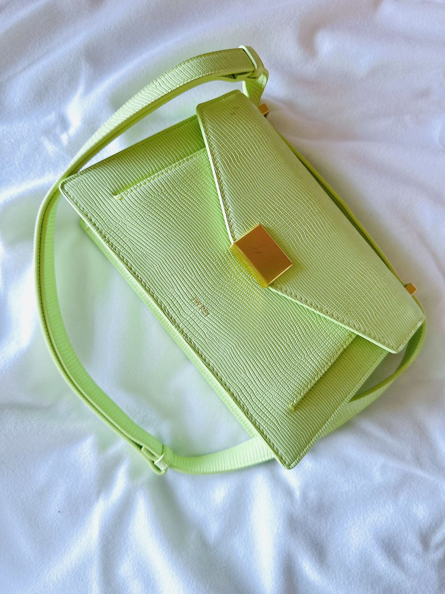 Creamy Green Summer Shoulder Bag