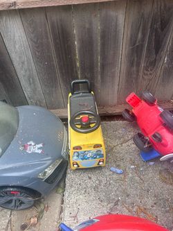 Kids Ride-On School Bus Toy