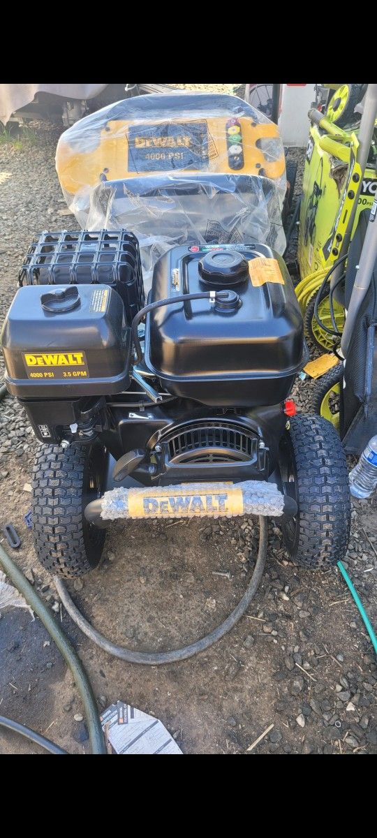 Pressure Washer Dewalt 4400ps