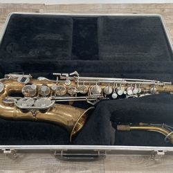 Selmer Bundy 11 alto saxophone Gold