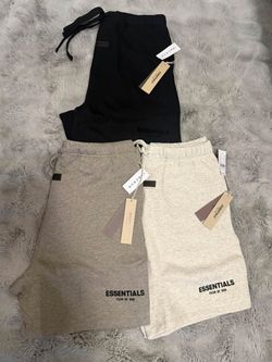 Ess shorts