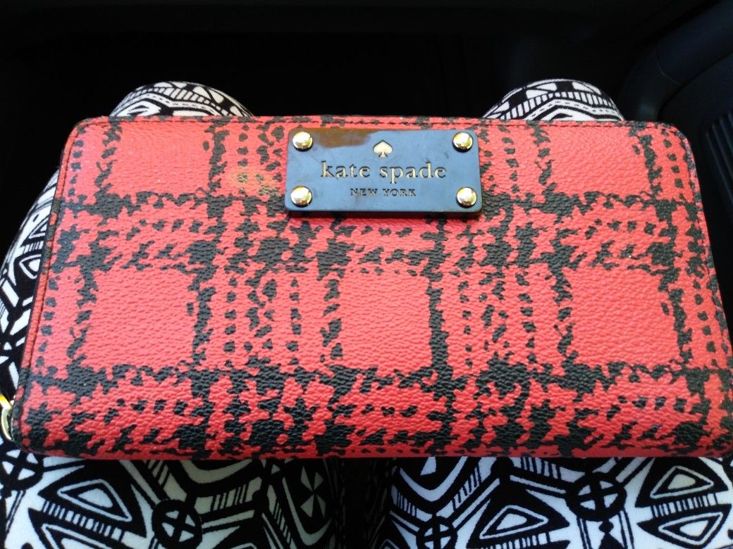 Kate spade new York wallet