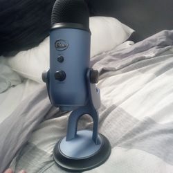 10th Anniversary Blue Yeti USB Microphone