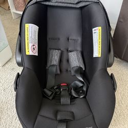 Evenflo Revolve180 LiteMax NXT Rotating Rear-Facing Lightweight Preemie and Infant Car Seat.