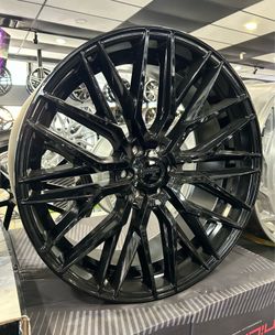 24” Niche M2242 Wheels Special Brand New in Box Glossy Black Finish