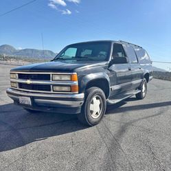 1999 Chevy Suburban