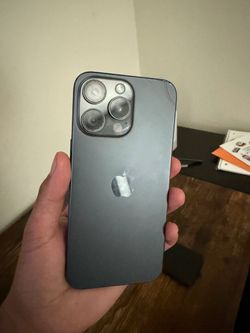 iPhone 15 pro max (256GB) At&T Cricket