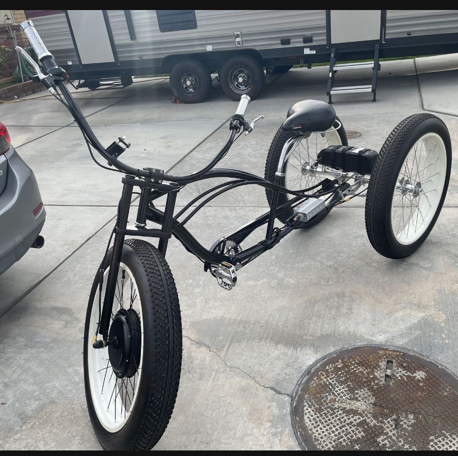 Custom Stretched Fat Tire Electric Cruiser Trike