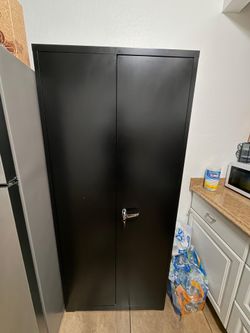 Storage Cabinet / Pantry Cabinet – Like New