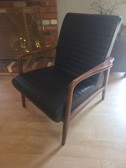 Callan leather accent chair walnut modern vintage look