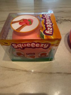 Sunny days squeezy peach squishy