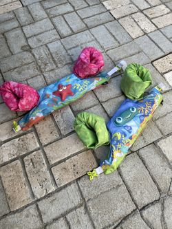 Flotador Para Niños Pequeños cinco dólares cada uno o Los 2 X6