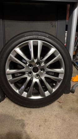 Rim and tire