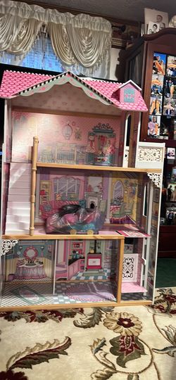 Kidkraft Dollhouse 