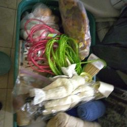 Arts and crafts tote 33. Gallon