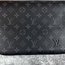 Messenger Bag With 🧾🧾🧾