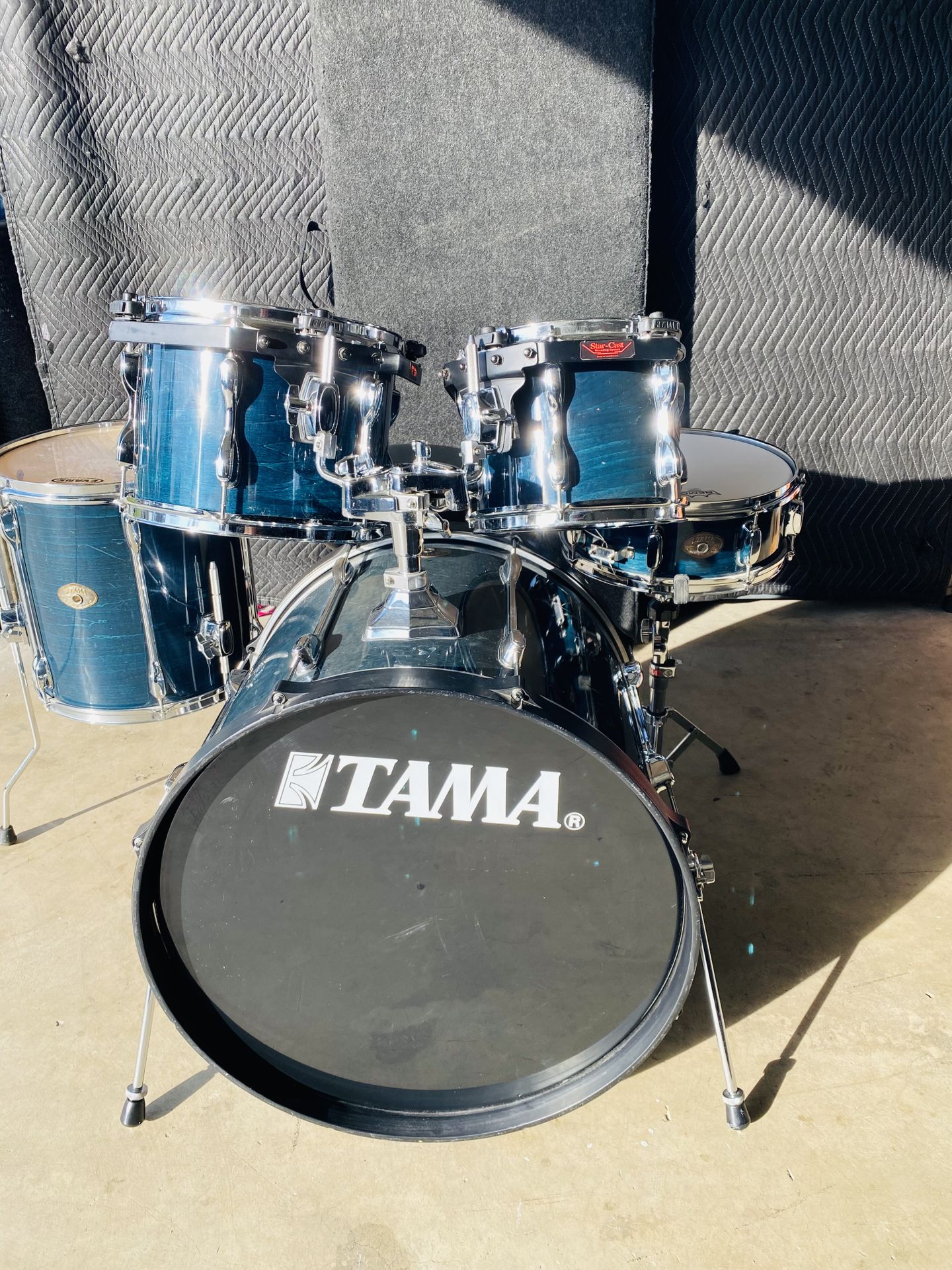 TAMA Rockstar drum set