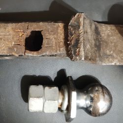 Heavy Duty Hitch In Good Condition Available Anytime 