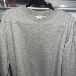 Women’s Nike Crewneck