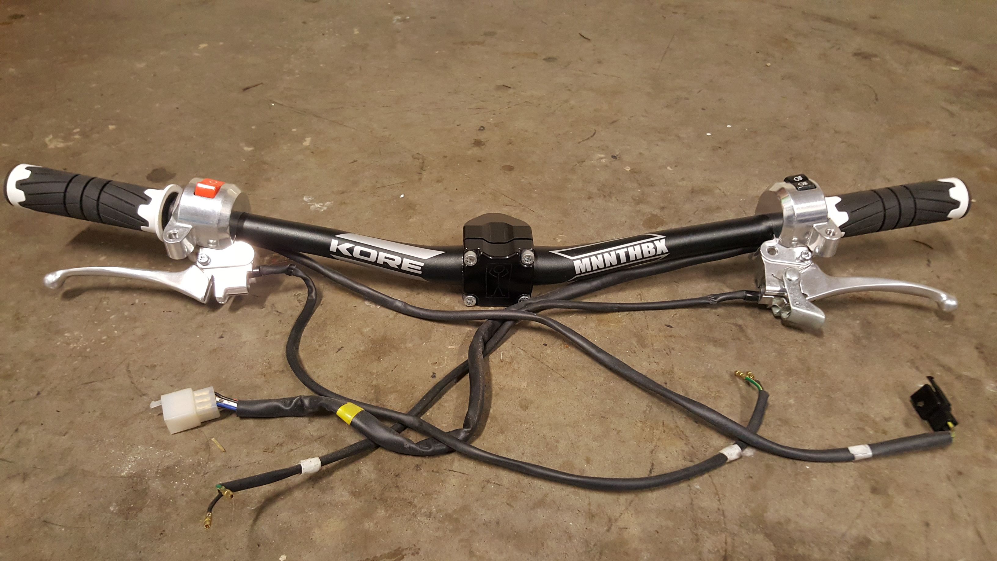 Honda Ruckus MNNTBX Handlebars and Stem