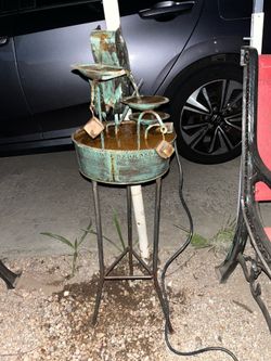 Frog Water Fountain w/ Water Pump (35” H x 10” W x 12” D)