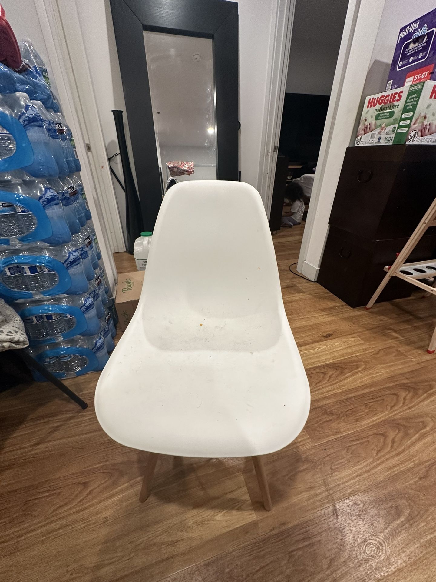 Mid Century Modern Dining Chairs – Set of 4 (White)